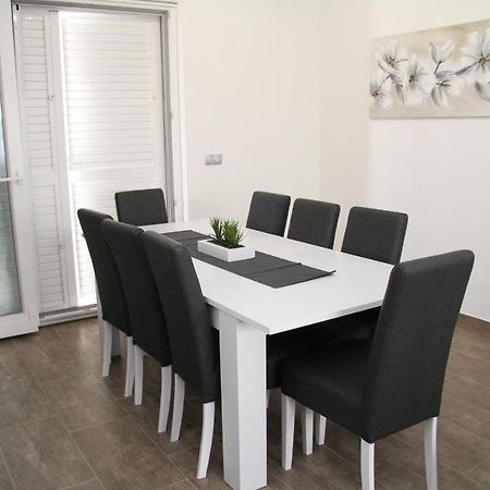 Apartman Ivana Biograd Na Moru Zewnętrze zdjęcie