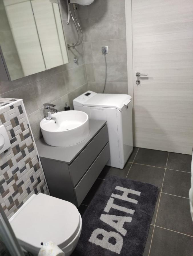 Apartman Ivana Biograd Na Moru Zewnętrze zdjęcie