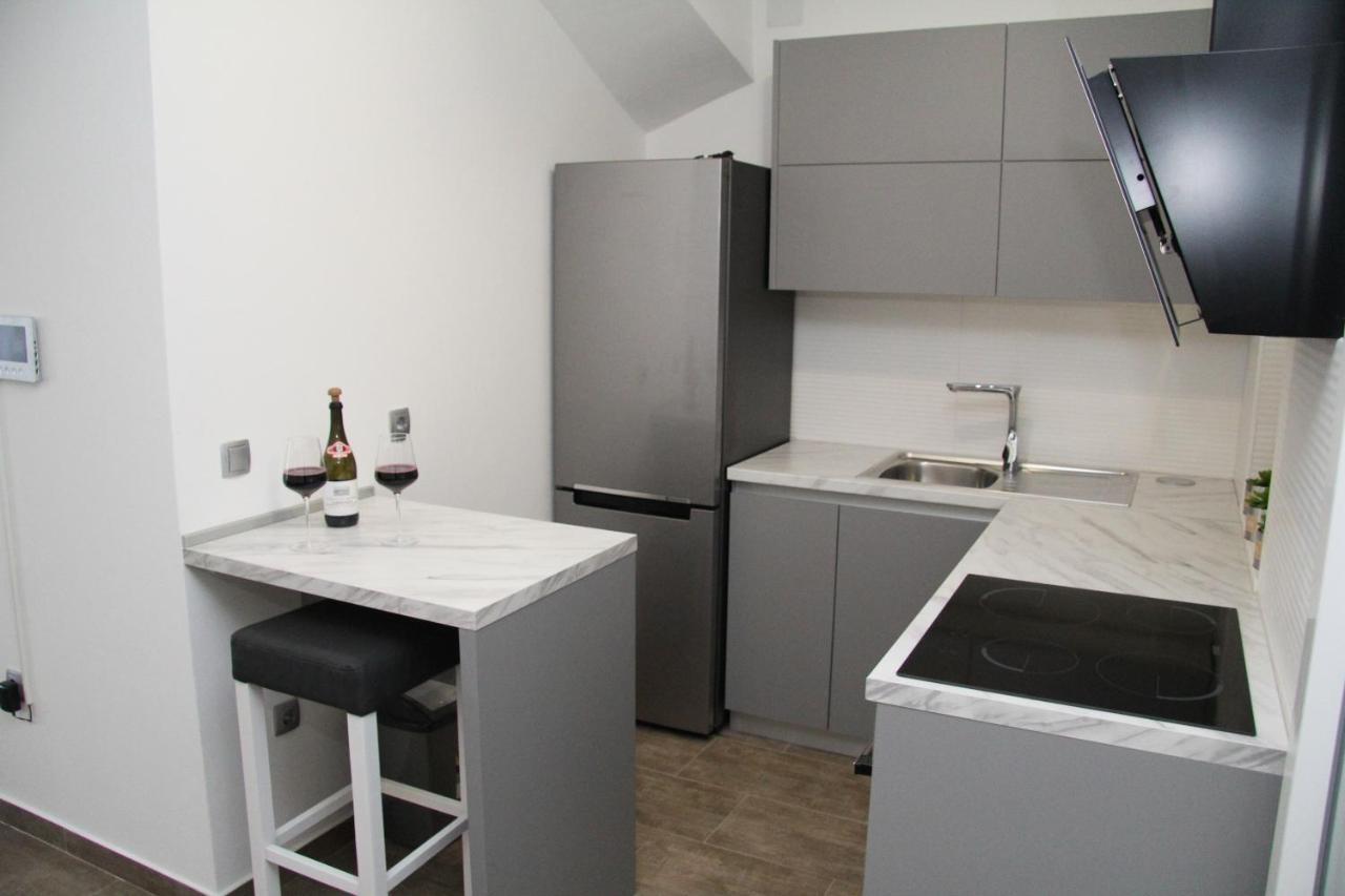 Apartman Ivana Biograd Na Moru Zewnętrze zdjęcie